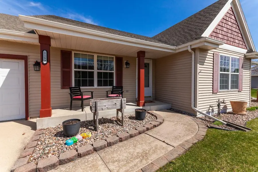 1189 Mockingbird DRIVE, Oconomowoc, WI 53066 - #2
