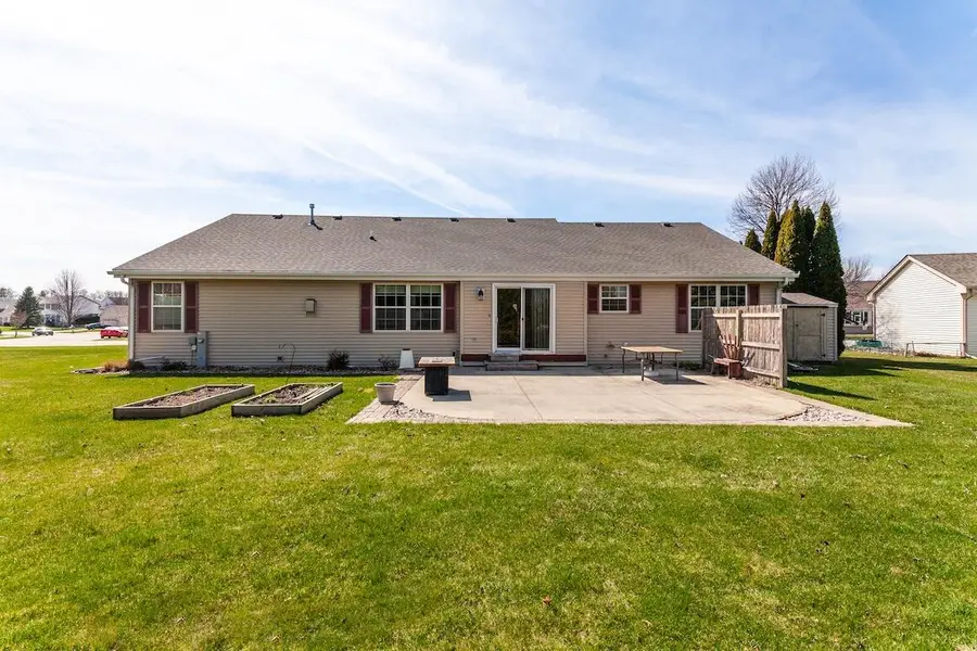 1189 Mockingbird DRIVE, Oconomowoc, WI 53066 - #3