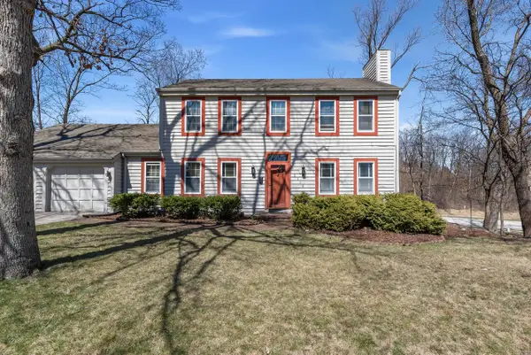 2908 Devonshire COURT, Waukesha, WI 53188