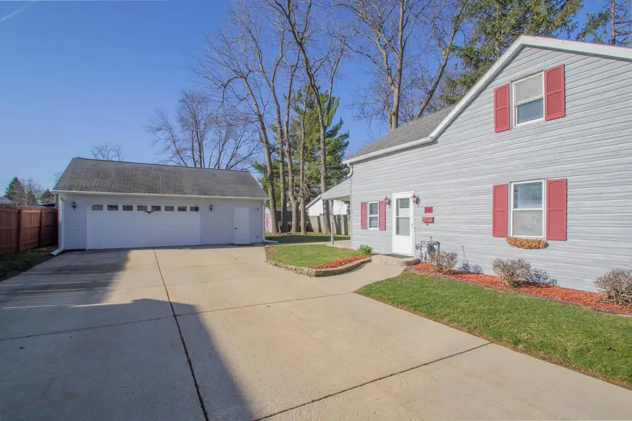 211 Lynn STREET, Watertown, WI 53098 - #2