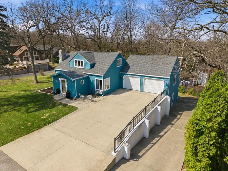 926 Sauganash DRIVE, Fontana, WI 53125 - #2