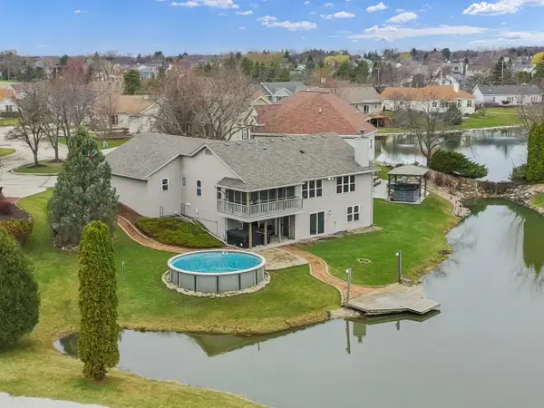 28679 Driftwood COURT, Waterford, WI 53185