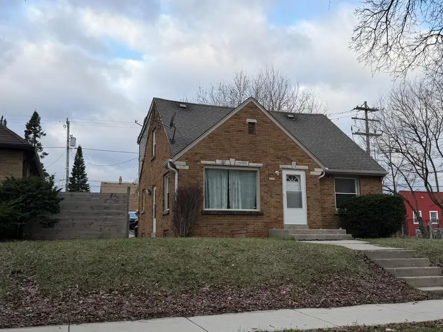 2657 N 52nd STREET, Milwaukee, WI 53210 - #3