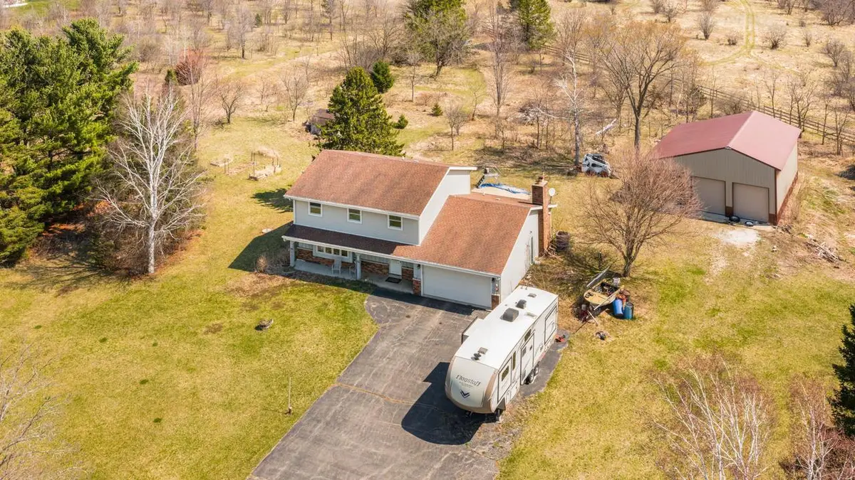 S107W36898 Annice LANE, Eagle, WI 53119 - #1