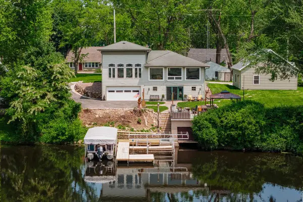5420 W Peninsula DRIVE, Waterford, WI 53185