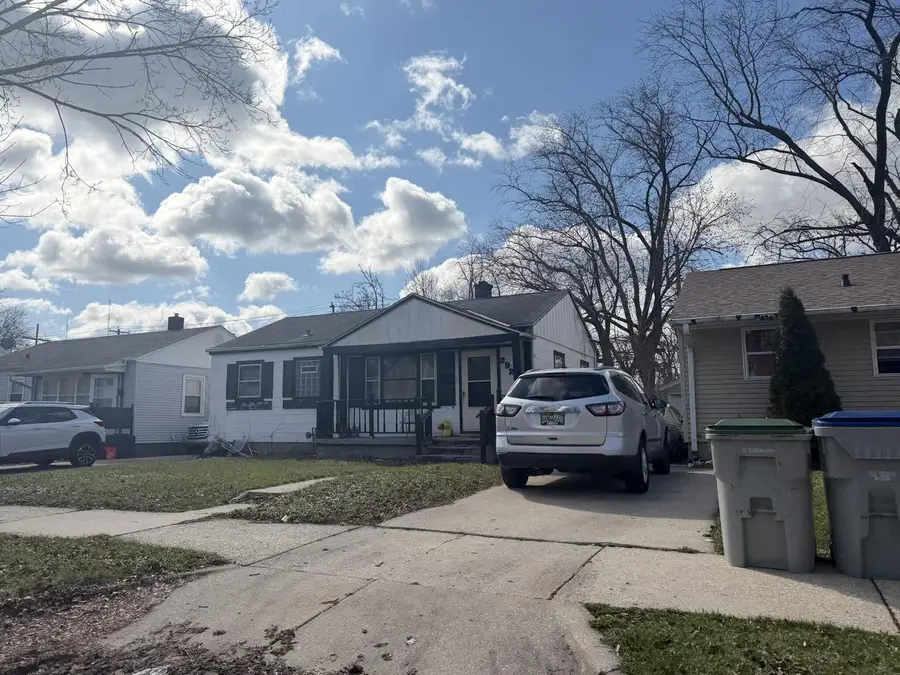 2927 W Carmen AVENUE, Milwaukee, WI 53209 - #2