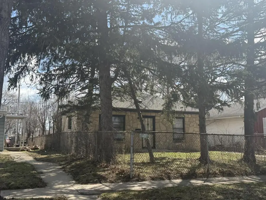 5858 N 80th STREET, Milwaukee, WI 53218 - #3