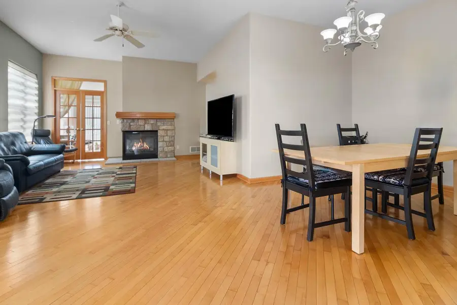 439 Clover STREET, Elkhorn, WI 53121 - #3