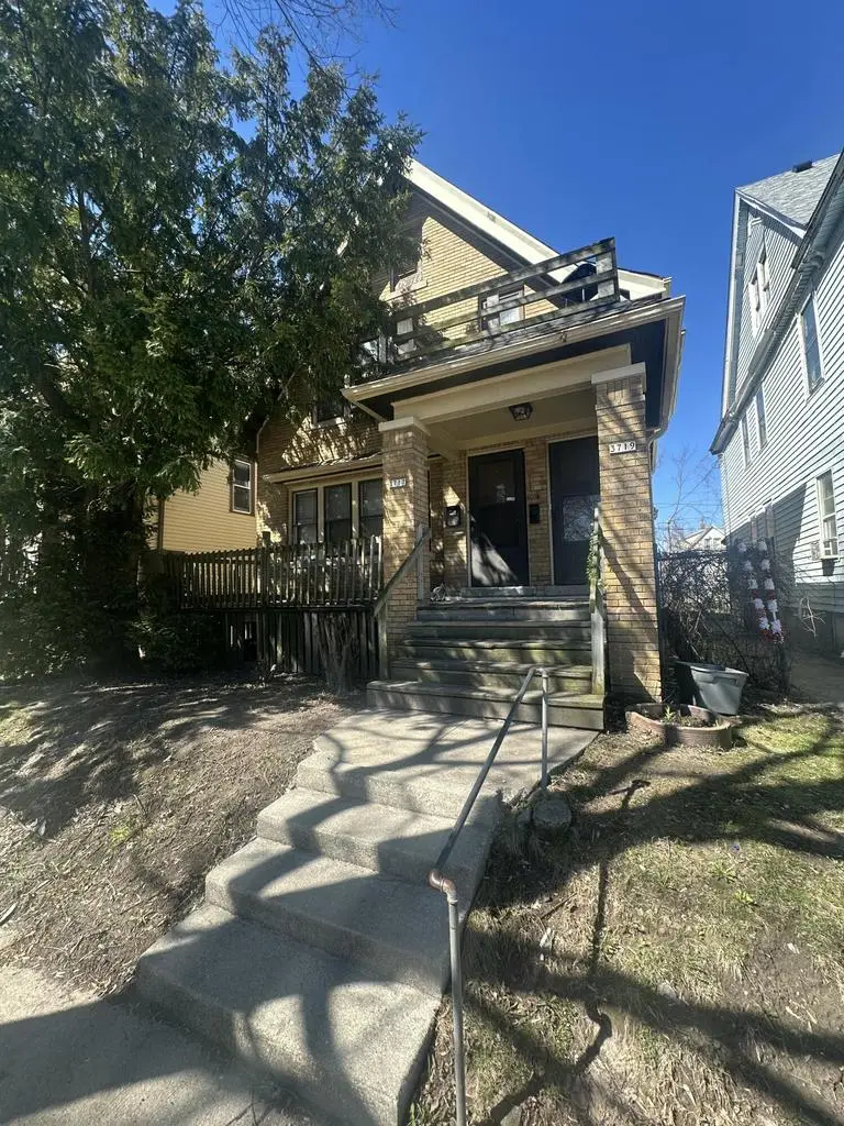 3717-3719 N Port Washington AVENUE, Milwaukee, WI 53212 - #1