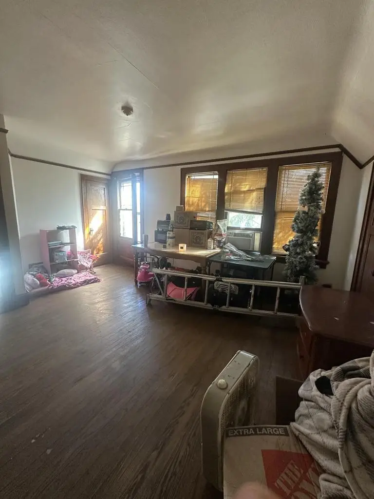 3717-3719 N Port Washington AVENUE, Milwaukee, WI 53212 - #3