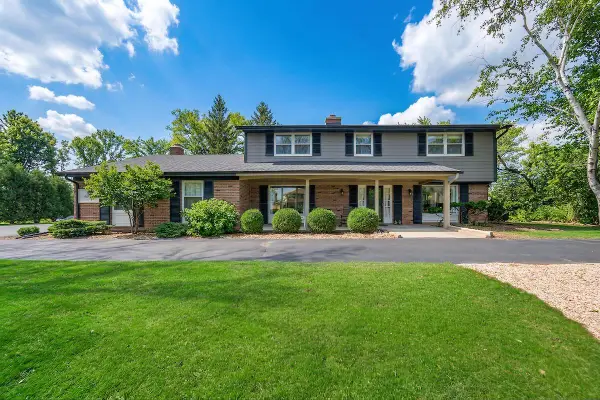 711 Waters Edge ROAD, Racine, WI 53402