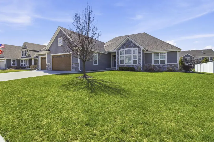 W47N863 Bobolink AVENUE, Cedarburg, WI 53012 - #2