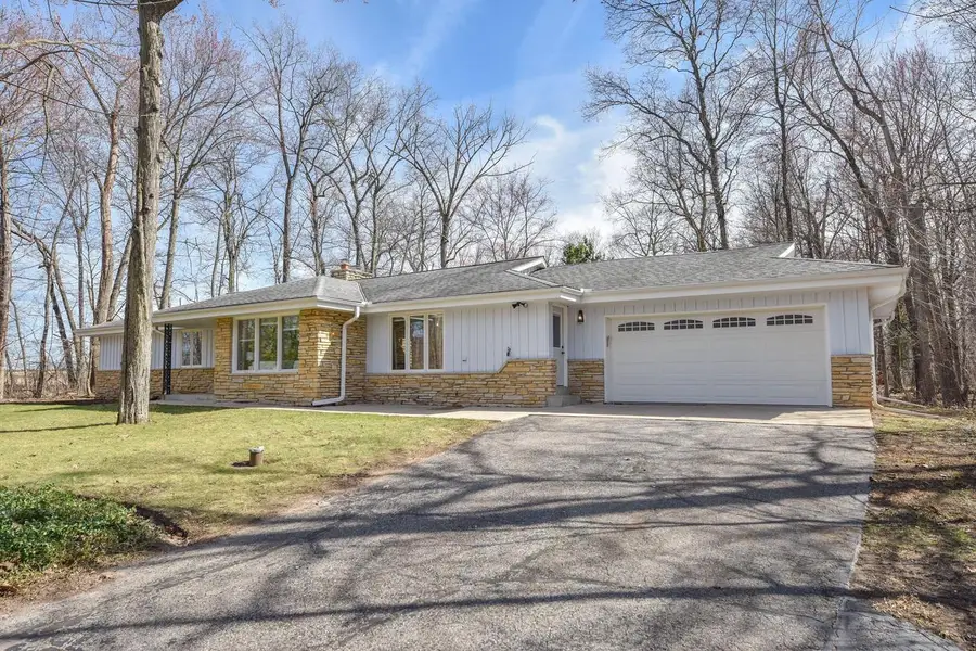 W290N9582 Deer LANE, Colgate, WI 53017 - #3