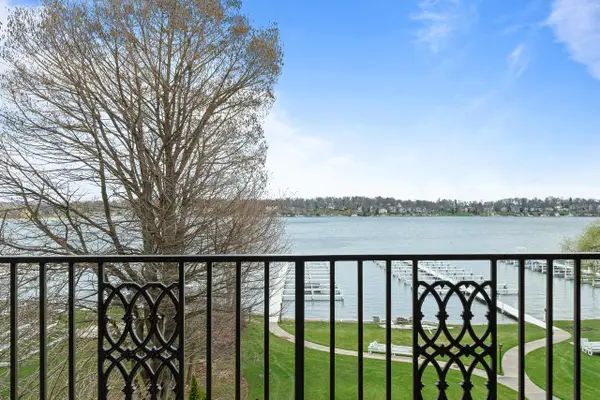 35 S Walworth AVENUE #401, Williams Bay, WI 53191