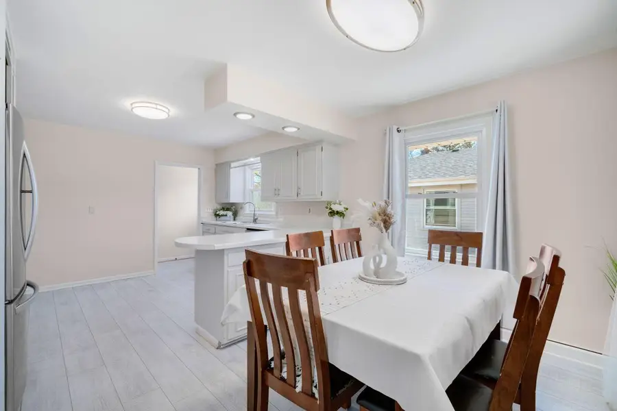 4570 N 101st STREET, Wauwatosa, WI 53225 - #3