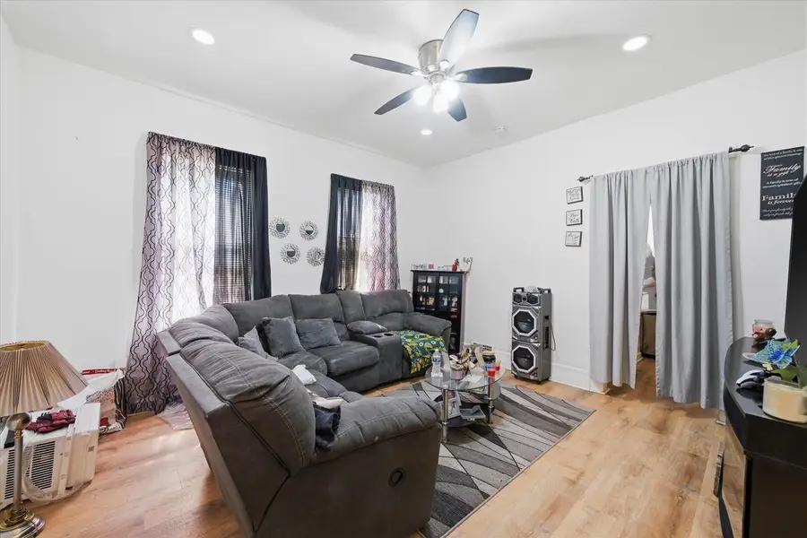 3459 N 8th STREET #3461, Milwaukee, WI 53206 - #3