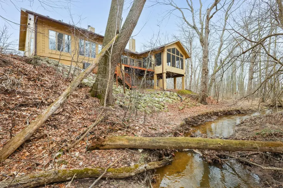 2128 Hunters Ridge COURT, Manitowoc, WI 54220 - #3