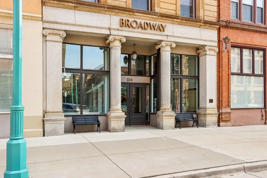 234 N Broadway #211, Milwaukee, WI 53202 - #2