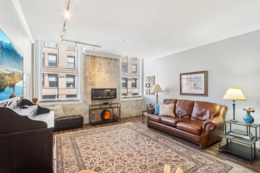 234 N Broadway #211, Milwaukee, WI 53202 - #3