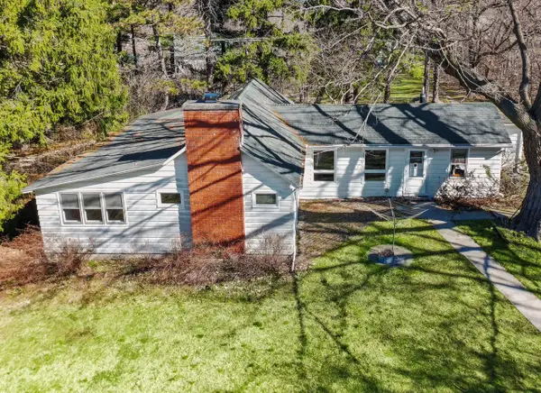 W3676 Highway 50, Lake Geneva, WI 53147