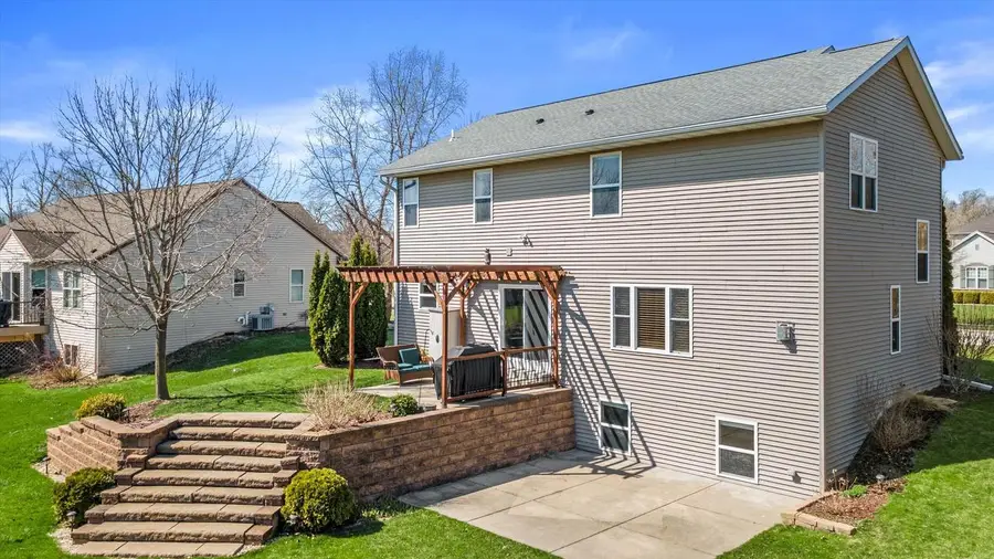 503 Brockway DRIVE, Mukwonago, WI 53149 - #3