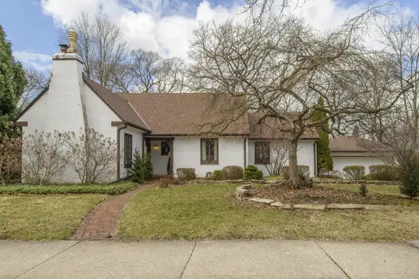 122 S Grand AVENUE, Waukesha, WI 53186