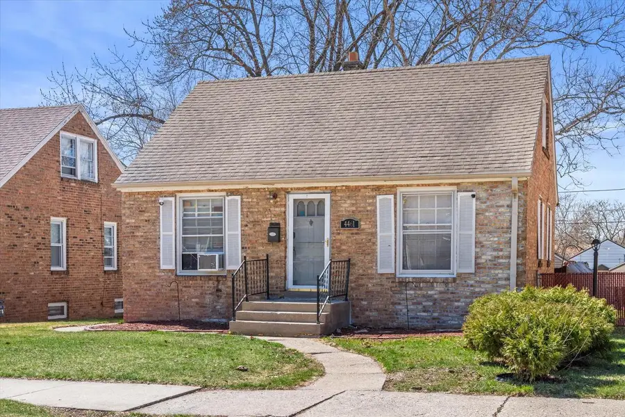 4461 N 39th STREET, Milwaukee, WI 53209 - #3