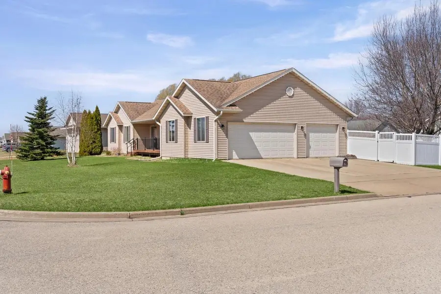 1900 Cedarwood AVENUE, Sparta, WI 54656 - #3