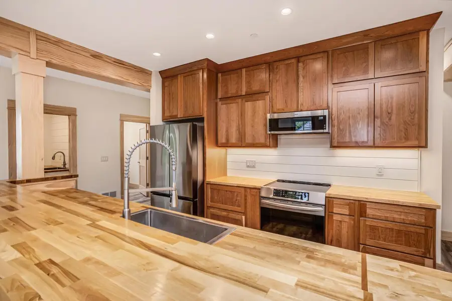 N52W6296-8 Mill STREET, Cedarburg, WI 53012 - #2