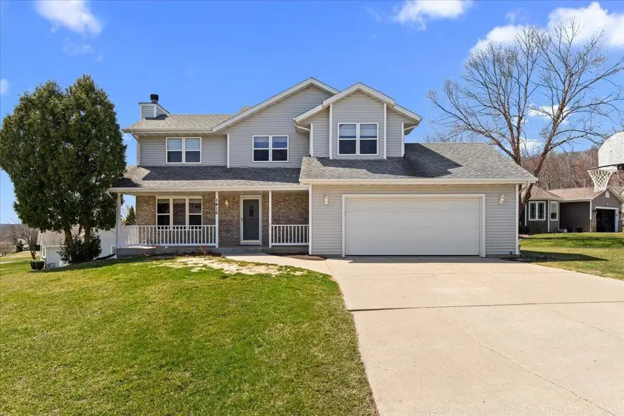 1416 Villa Park COURT, West Bend, WI 53090 - #2