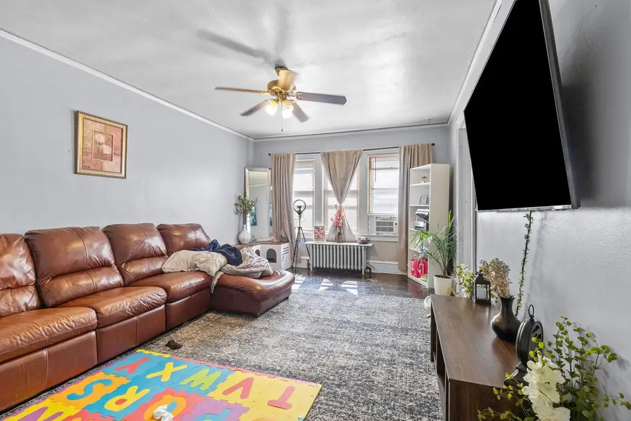 813 S Shea AVENUE, Milwaukee, WI 53215 - #3