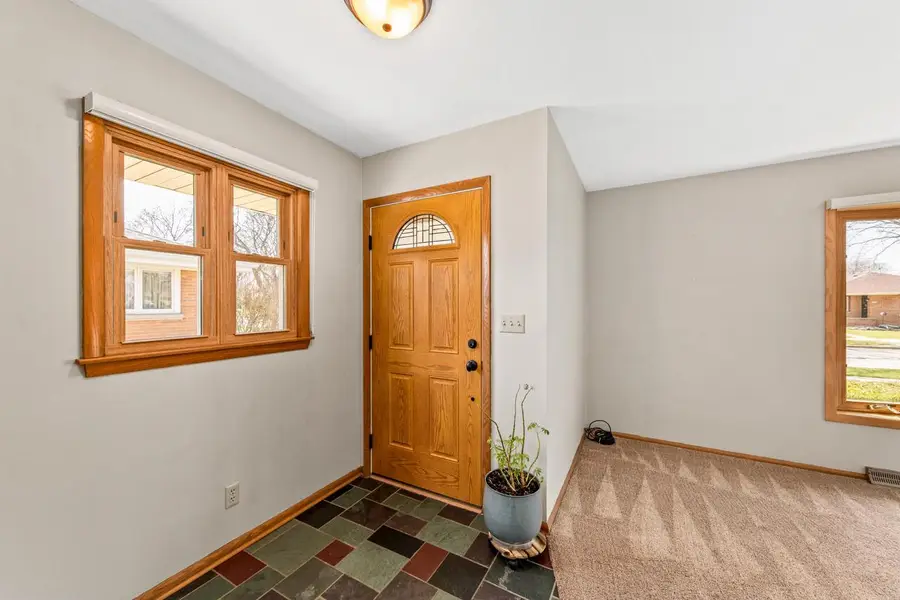 4052 N 89th STREET, Milwaukee, WI 53222 - #3