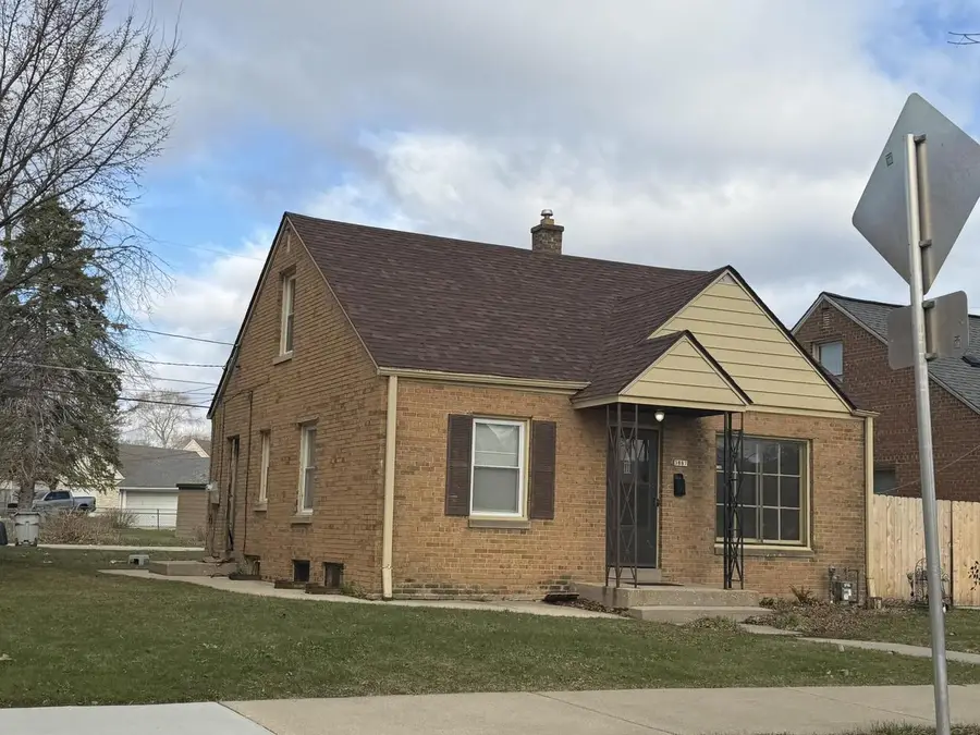 3887 N 56th STREET, Milwaukee, WI 53216 - #2
