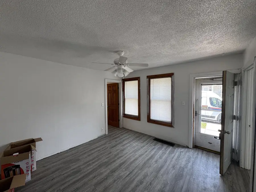 1146 Grand AVENUE, Racine, WI 53403 - #3