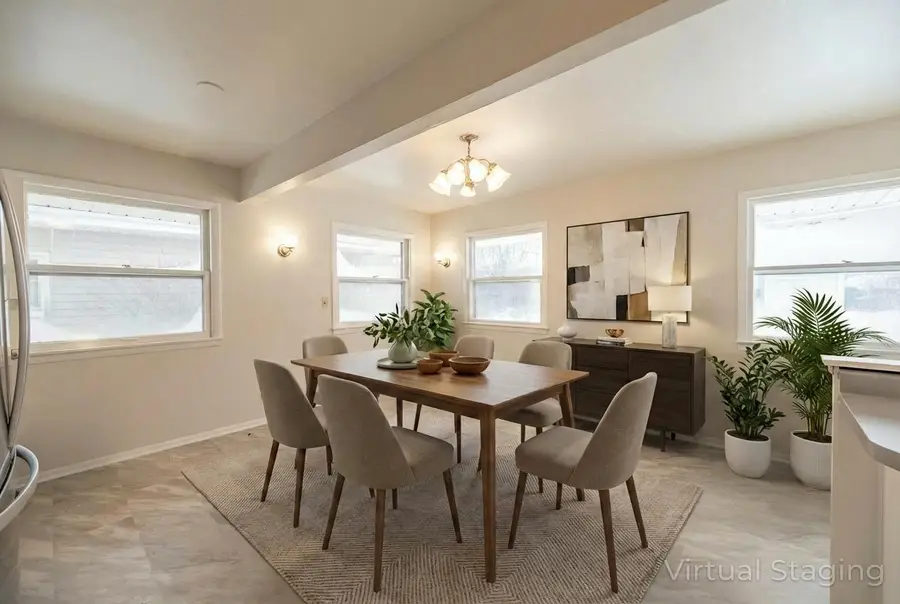 7629 W Thurston CIRCLE, Milwaukee, WI 53218 - #3