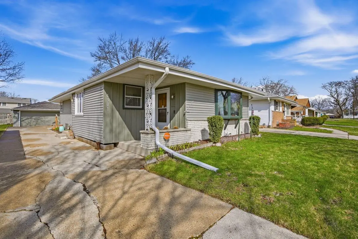 4901 N 104th STREET, Milwaukee, WI 53225 - #1