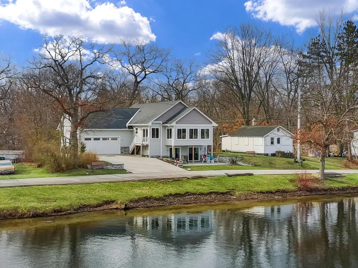 W1143 Lake DRIVE, Genoa City, WI 53128 - #1