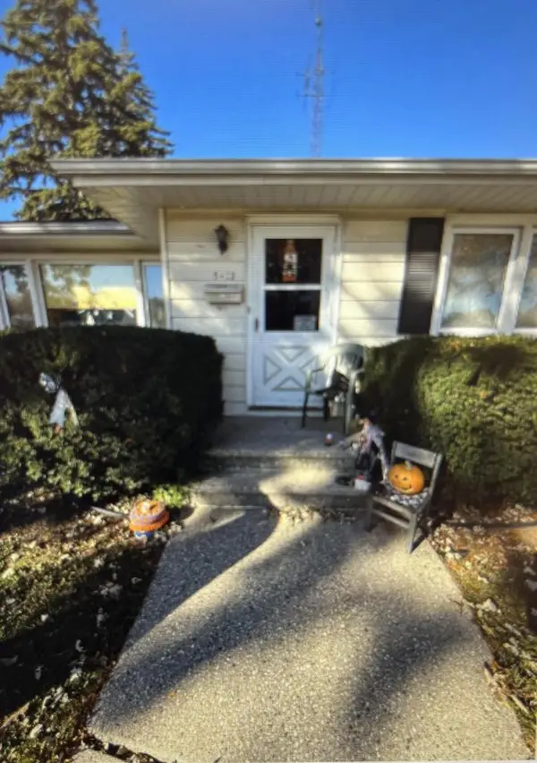 5612 39th AVENUE, Kenosha, WI 53142