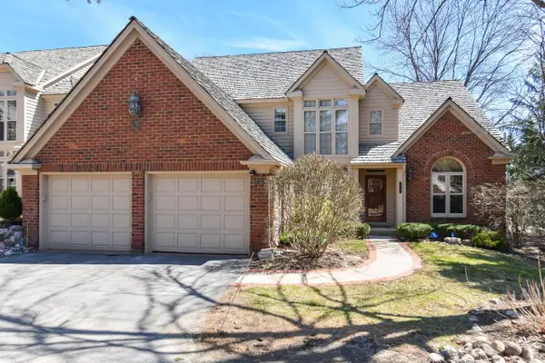 530 Park CIRCLE, Elm Grove, WI 53122