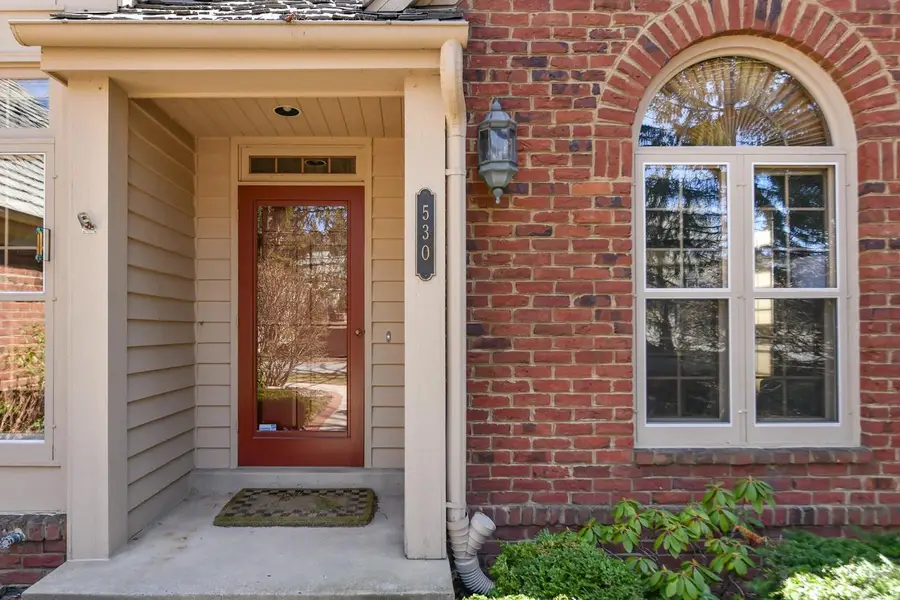 530 Park CIRCLE, Elm Grove, WI 53122 - #2