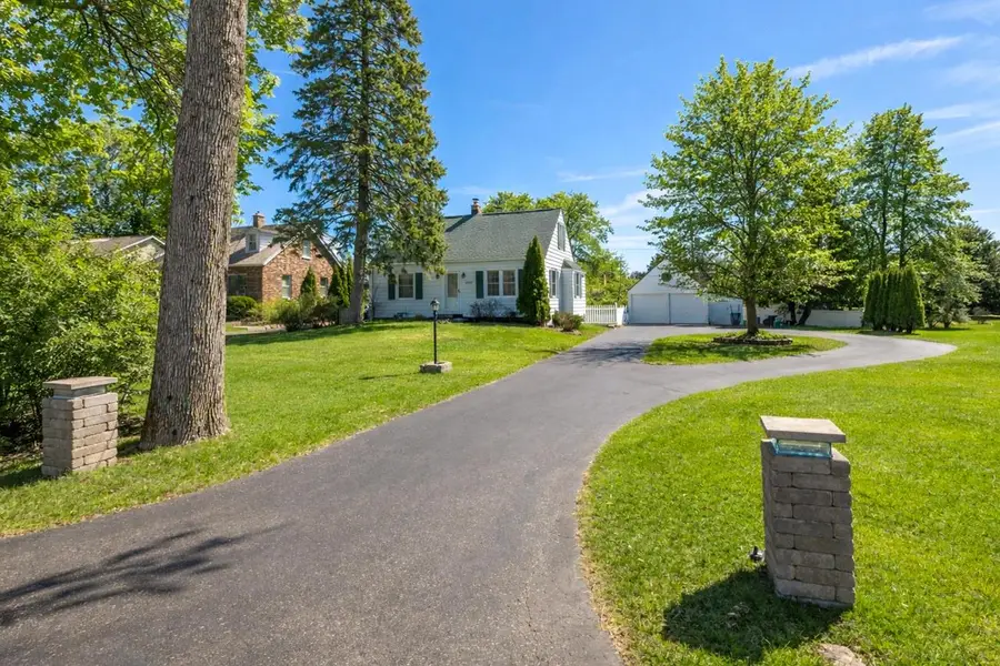 8550 N Regent ROAD, Fox Point, WI 53217 - #2