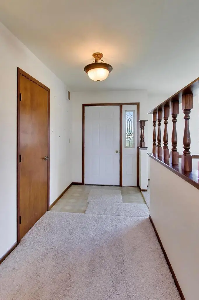 238 Thistledown LANE, Walworth, WI 53184 - #2