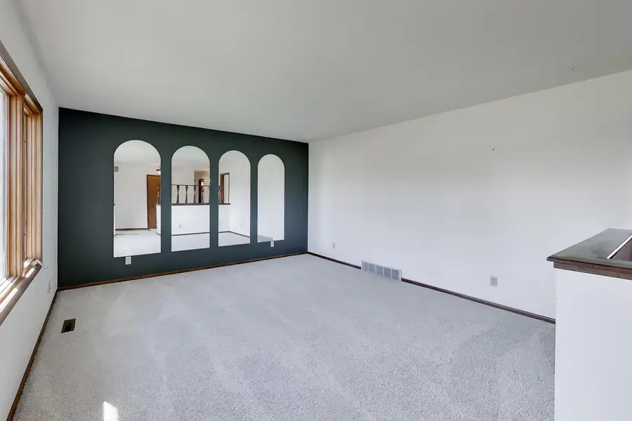 238 Thistledown LANE, Walworth, WI 53184 - #3