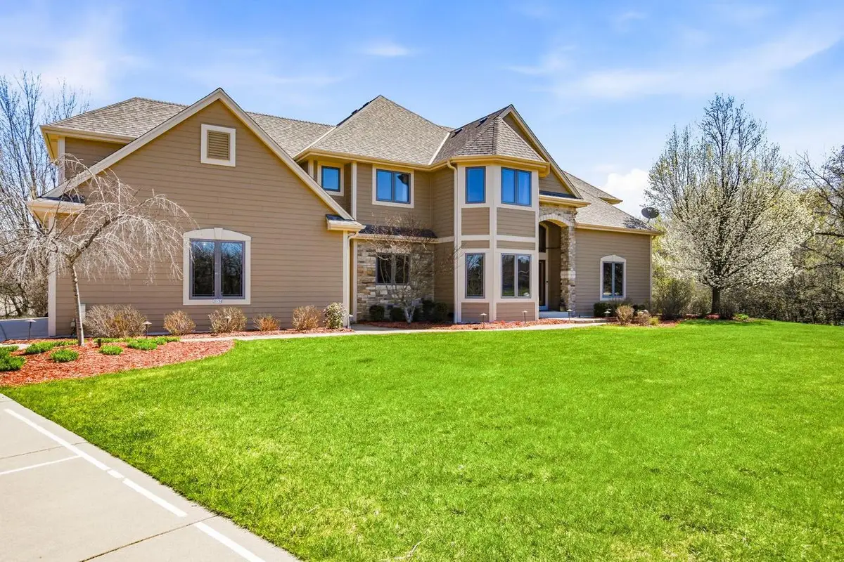 3130 Country LANE, New Berlin, WI 53146 - #1