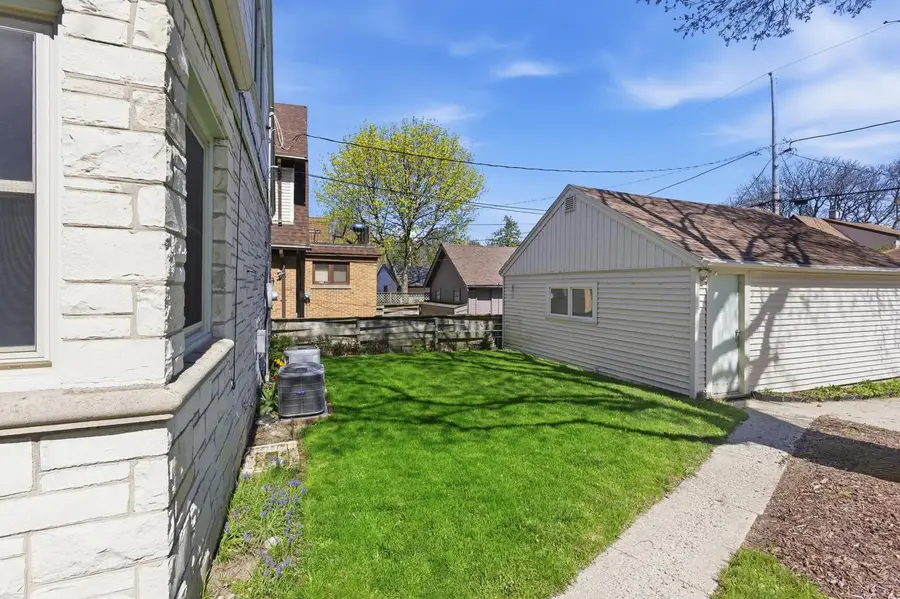 5601 Philip PLACE #5603, Milwaukee, WI 53216 - #3