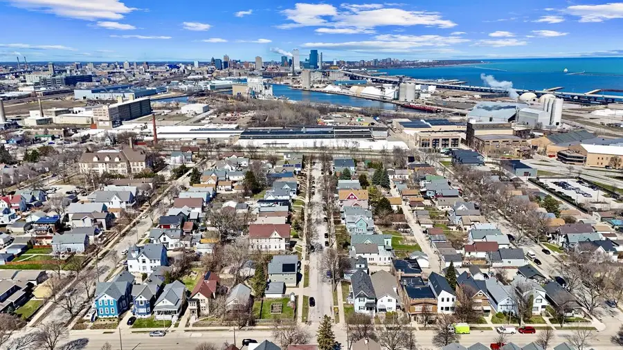 2243 S Woodward STREET, Milwaukee, WI 53207 - #3