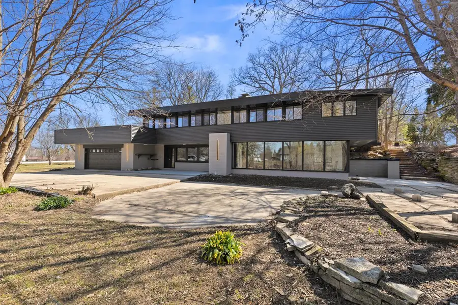 N69W13127 Harding DRIVE, Menomonee Falls, WI 53051 - #2