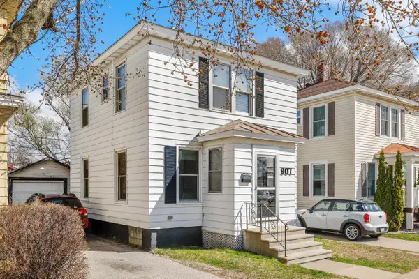 907 Green Bay STREET, La Crosse, WI 54601