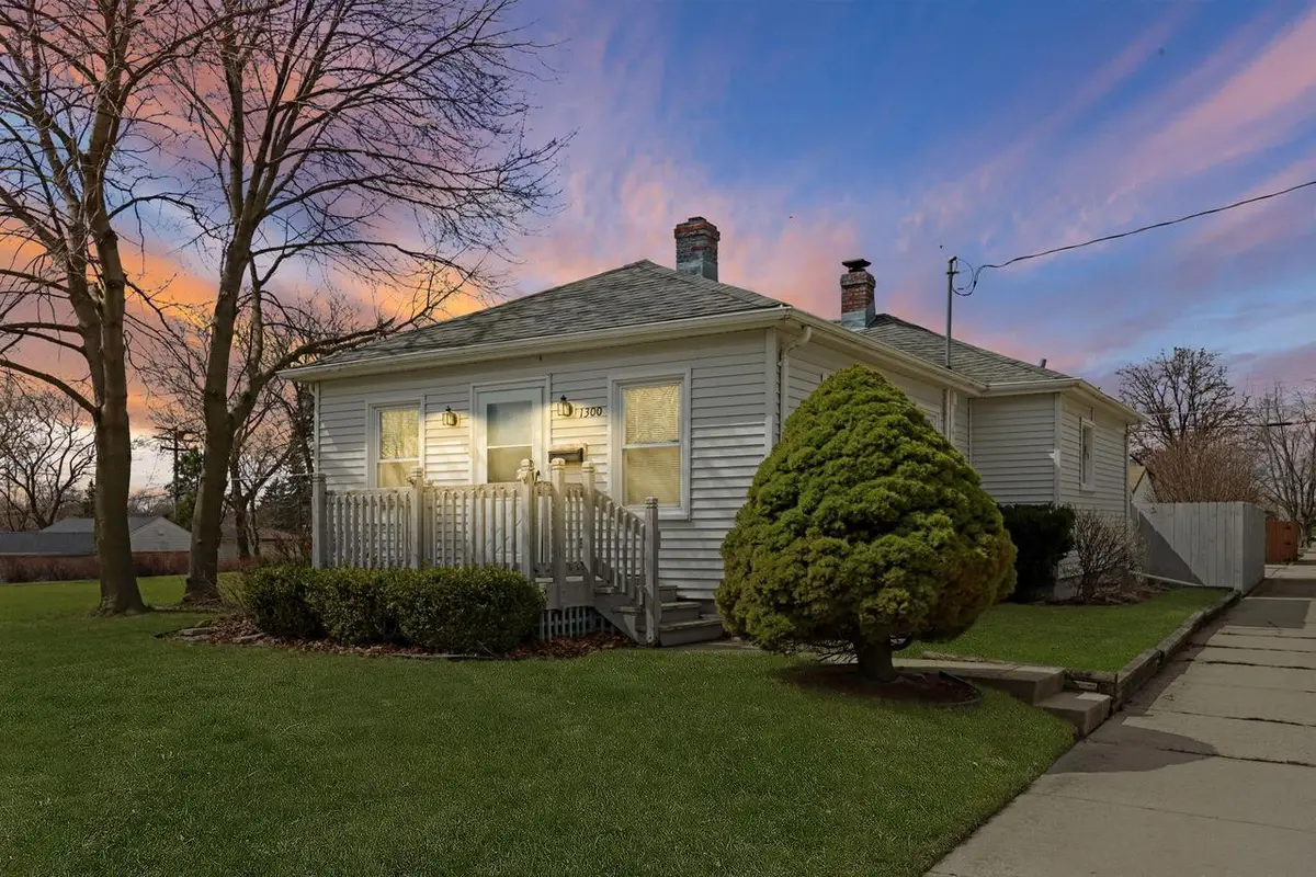 1300 Illinois STREET, Racine, WI 53405 - #1