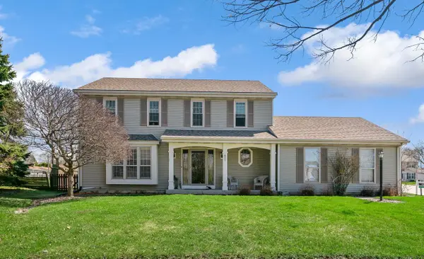 2115 Mount Vernon DRIVE, Waukesha, WI 53186